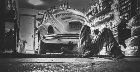 car-repair-362150_1280